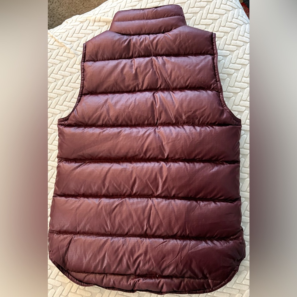 J. Crew Maroon Puffer Vest - Picture 5 of 5